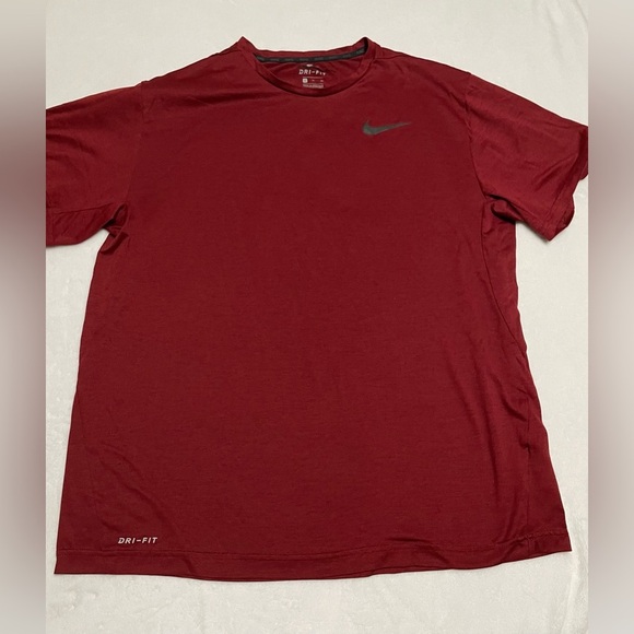 #04 Men’s Nike T-shirt DRI-FIT TRAINING - Picture 2 of 2